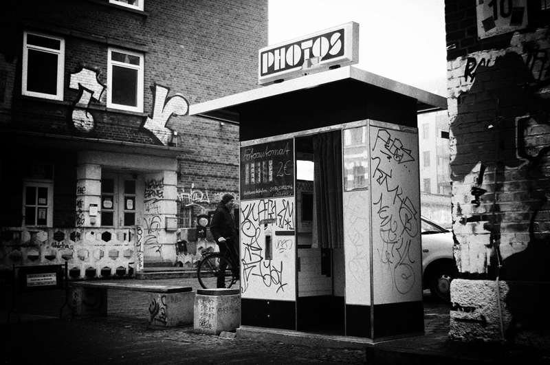 Photoautomat am Westwerk in Leipzig Plagwitz